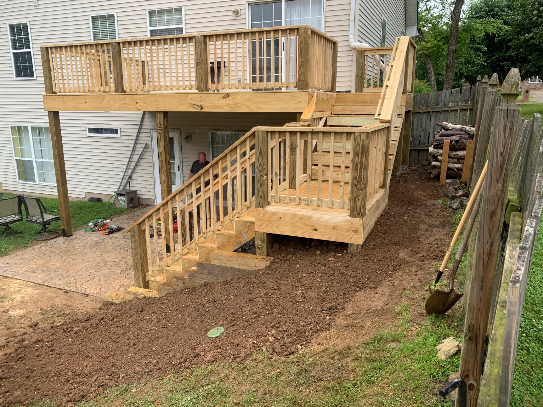 Two-tier deck framing & rails