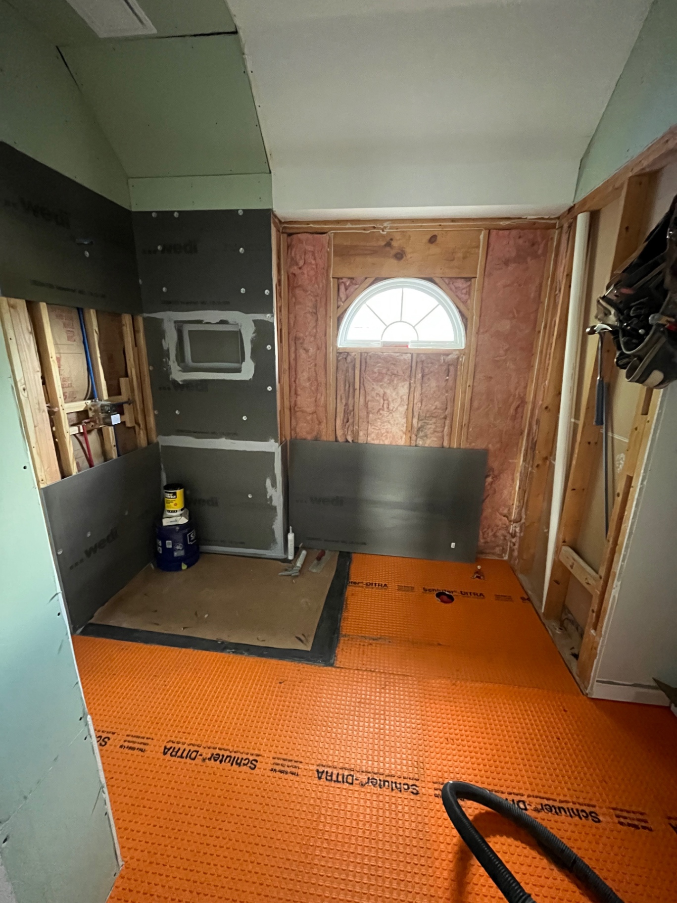 Waterproofed bath build — Schluter system